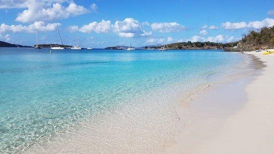 Top-3-Reasons-to-Book-a-US-Virgin-Islands-Sailing-Vacation